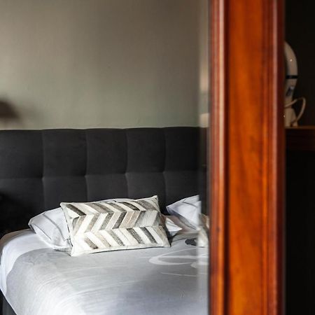 B&B La Passion Interdite ออสเทนด์ ภายนอก รูปภาพ
